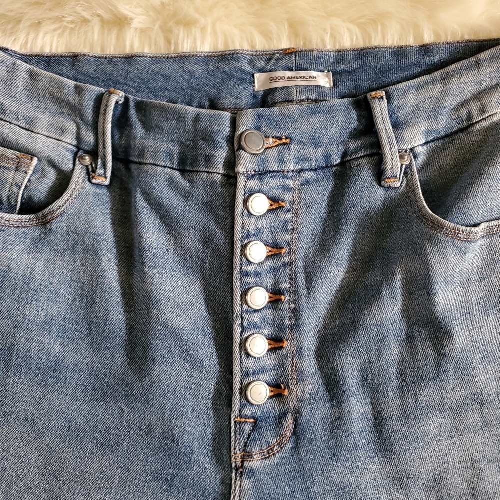 Good American Good Curve Exposed Button Ankle Crop Jeans Size 18 - Picture 5 of 13